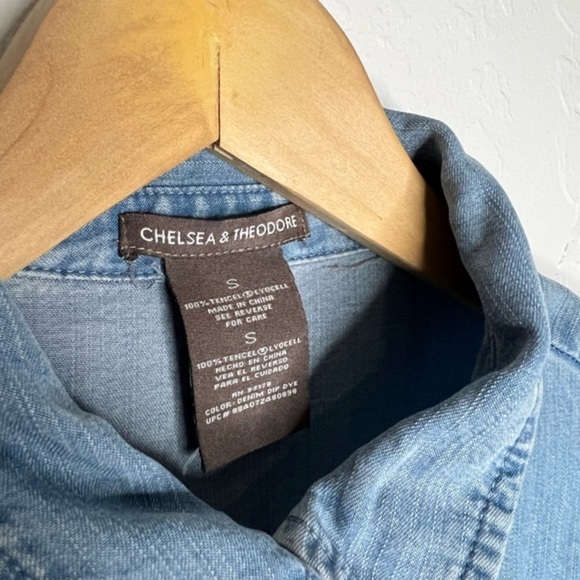 Chelsea & Theodore Hombre Tyncel Button Down Long Sleeve Shirt | Small - Picture 6 of 9